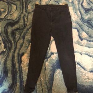 AMERICAN EAGLE BLACK SKINNY JEAN